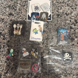 Disney Pins 