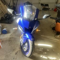 Yamaha YZF-R7 And All Gear