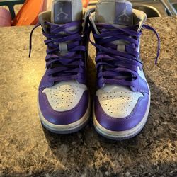 Jordan 1s, Purple, Size 8