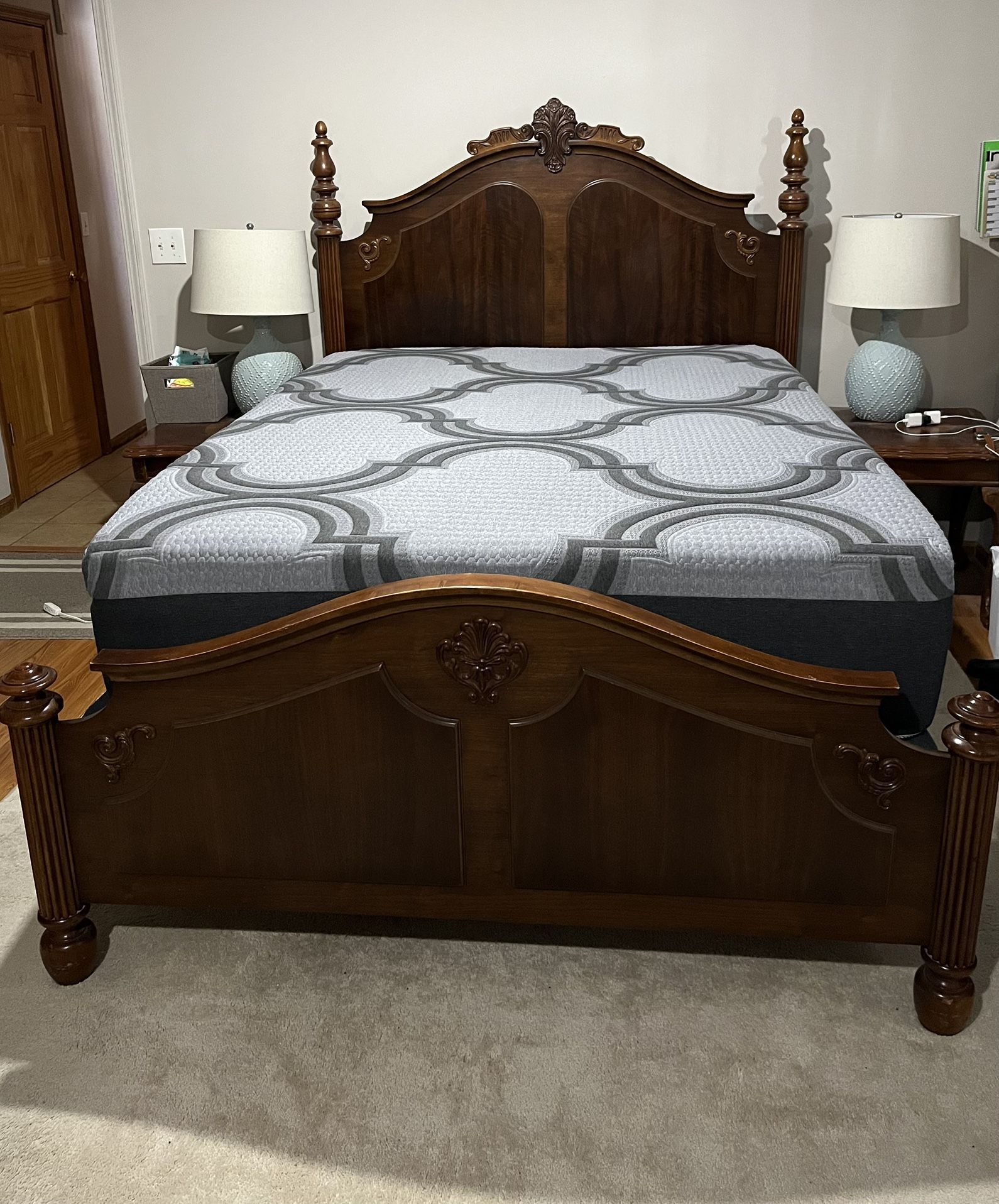 Queen Wood Bed frame