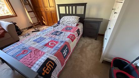 HEMNES Twin Bed
