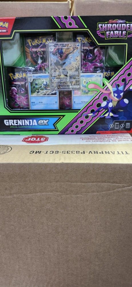 Pokemon Shrouded Fable Greninja, Kingdra & Kingambit Ex Box