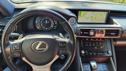 2018 Lexus IS 300