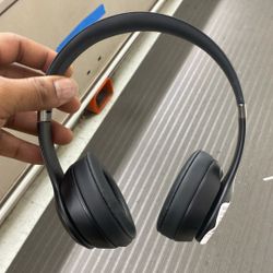 Studio Beats 4