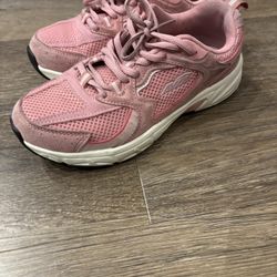 Avia Women's 5000 Size 6