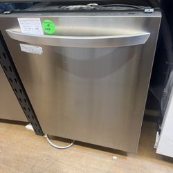 LG dishwasher 24”