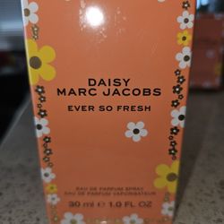 Marc Jacobs Daisy Ever So Fresh Eau de Parfum Spray 30ml