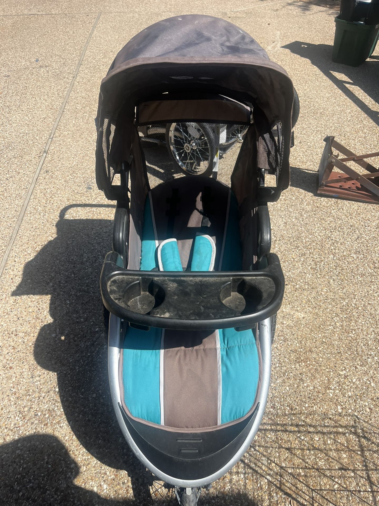 Stroller And 2 Car seat Bases