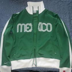 Nike Mexico Soccer Track Jacket. Green/White Full Zip N98. Men’s (small)