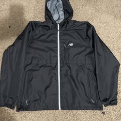 new balance windbreaker 