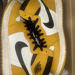 Size 11 . Fairly New 