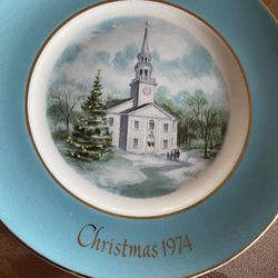 Vintage Christmas Plates 