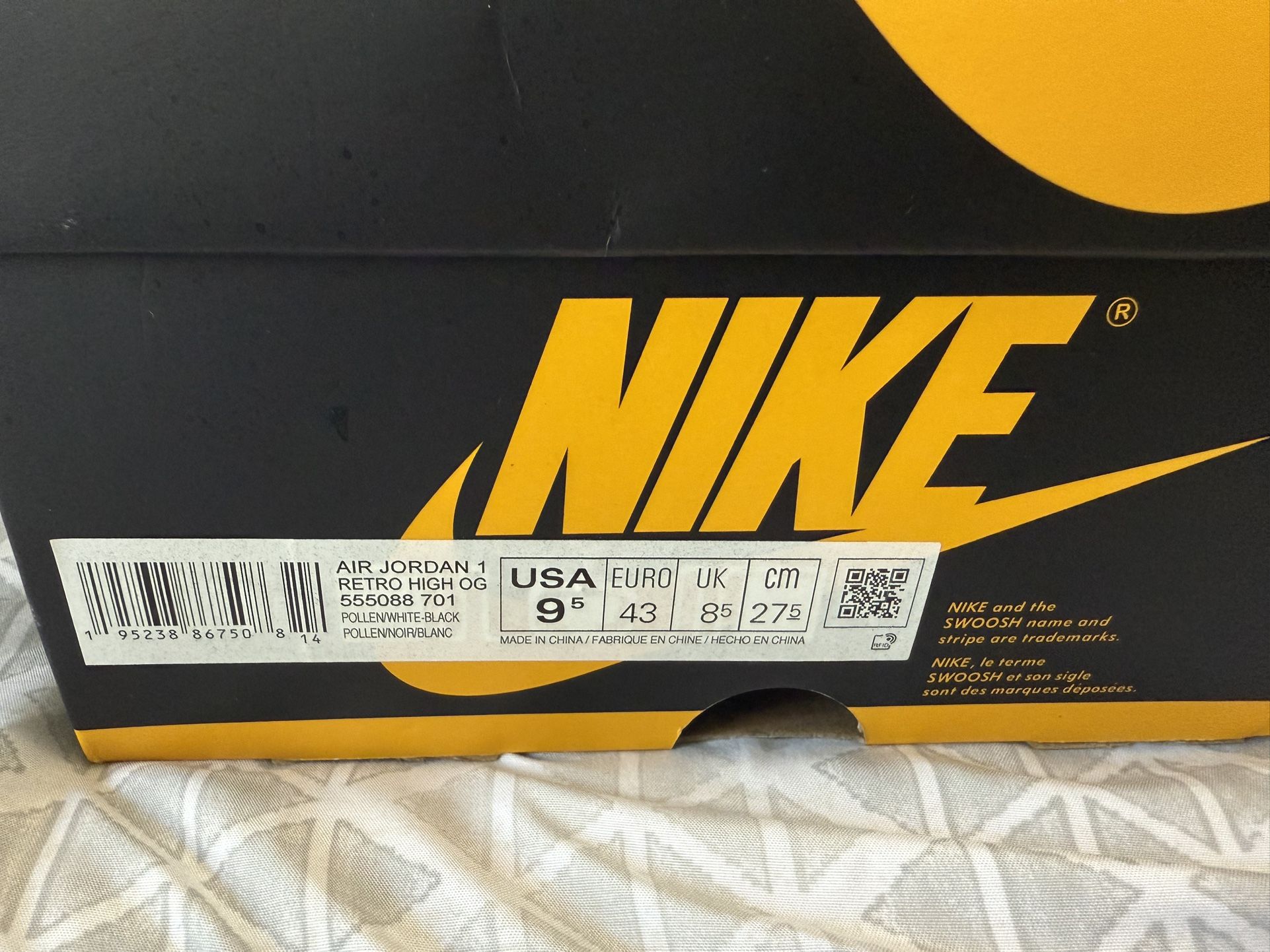 Air Jordan 1(9.5) 