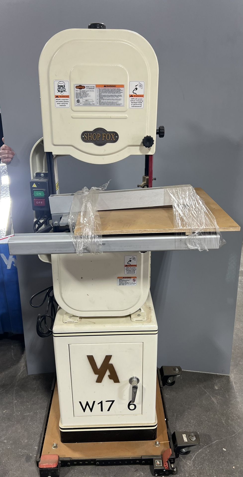 Shop fox bandsaw