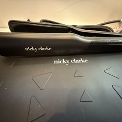 Nicky Clarke Infrared PRO Flat Iron – Titanium Plates – Open Box