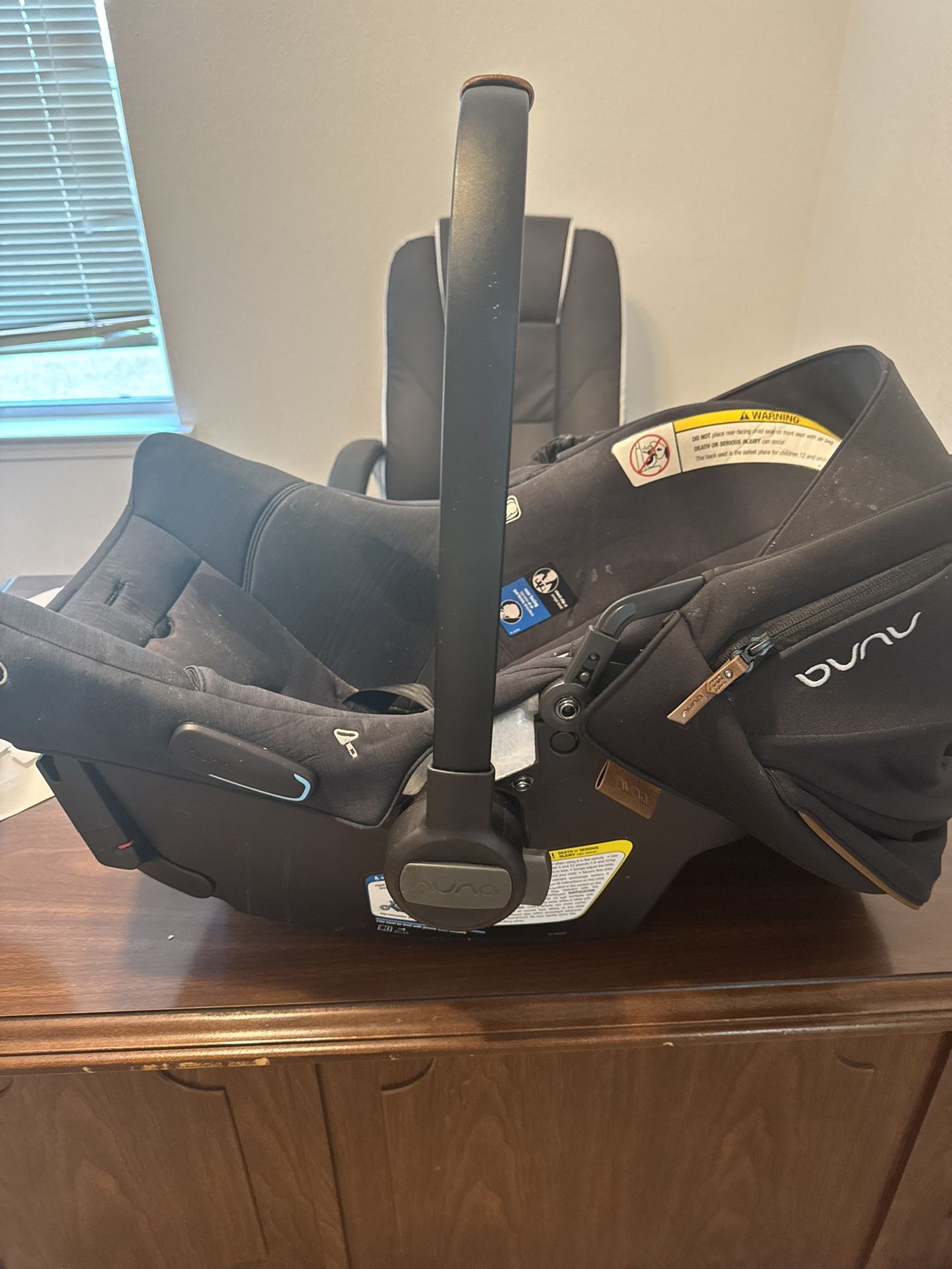Nuna Car Seat Clip In