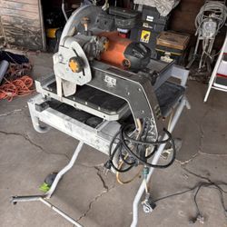 Ridgid: Tile Saw