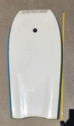 2 pieces of foam snowboard for children
