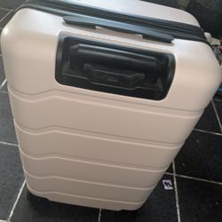 Hard Shell Suitcase 