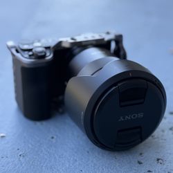 Sony Zve10-2 And Lens Sony 18-105mm 