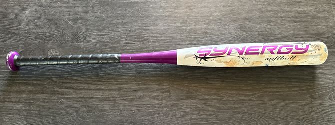 Awesome Easton 30” Softball bat $40