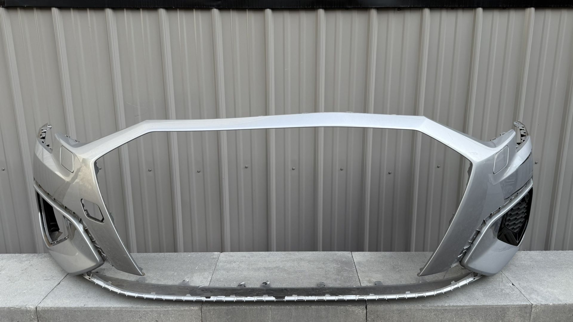 AUDI A3 SILVER 2021 2022 2023 S-LINE FRONT BUMPER ORIGINAL SCRATCHES ON A DRIVER SIDE