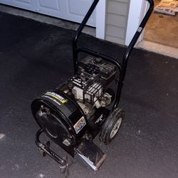 Yard Machines 8hp Push Leaf Blower