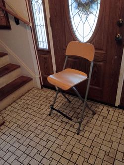 Folding Bar Stool with Back