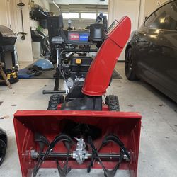 Toro Power Max 826 OHAE Snowblower