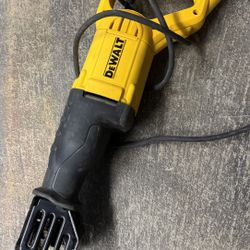 Dewalt 10 Amp Corded Reciprocating Saw