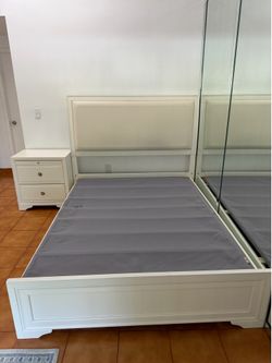 Queen bed frame set