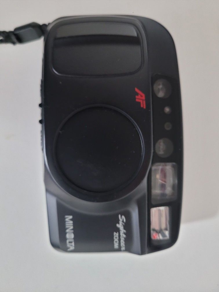 Minolta AF Sightseer Zoom Camera