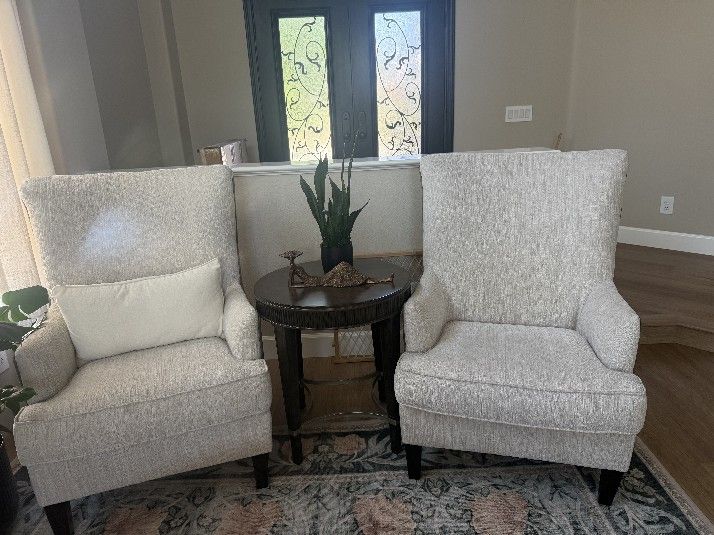 Accent Chairs