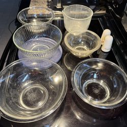 6 Misc Sized Glass Mixing Bowls - Pyrex