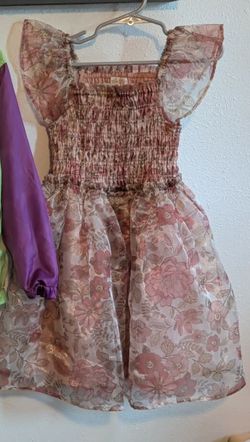 Girls dress size 6