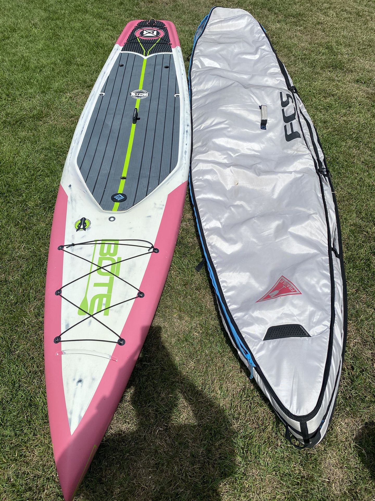Bote Traveler Stand up Paddleboard 12’6 Darkroom. Full Carbon Fiber