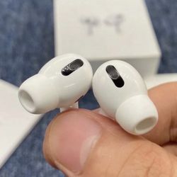 Apple AirPods Pro 🔥🔥with Wireless🔥🔥 Charging Box  🔥🔥 🔥🔥