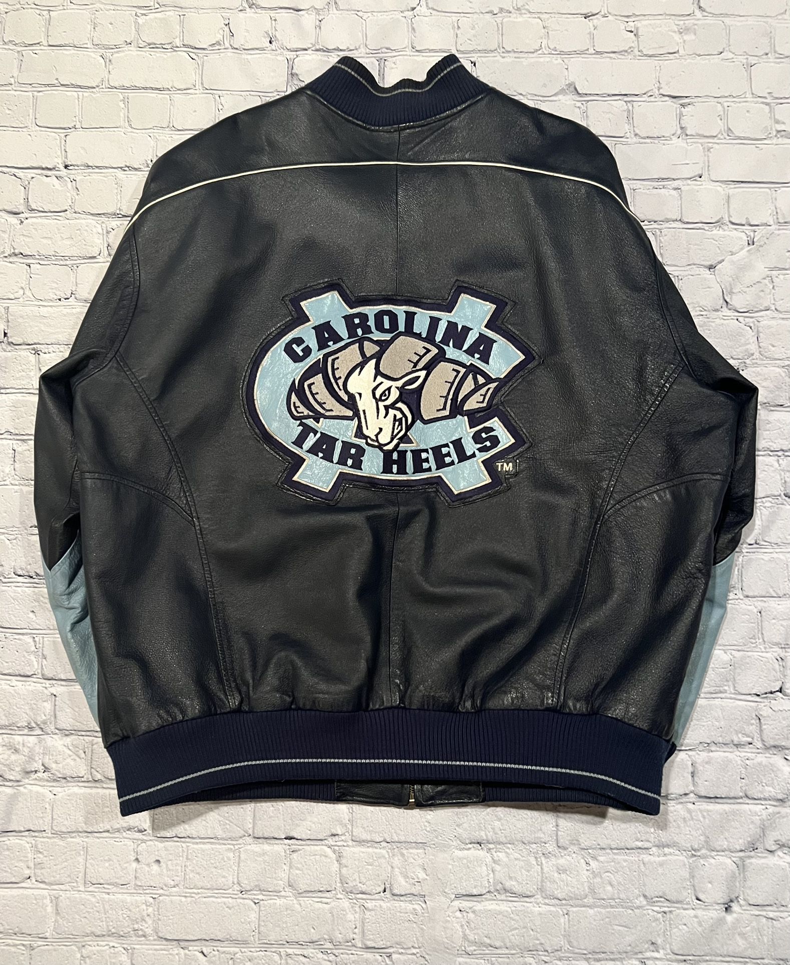 Vintage North Carolina Tarheels XL Leather Jacket