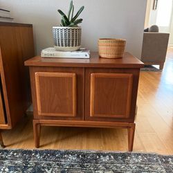 Mid Century Broyhill Forward 70 Small Cabinet Side Table
