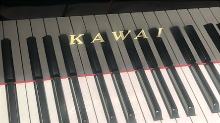 Kawai US-50 Professional Upright Piano – Excellent Condition