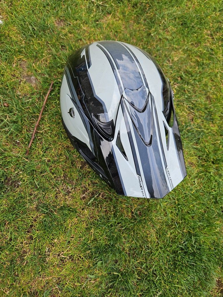 Xl helmet
