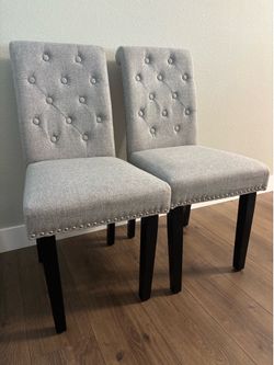 Dining table chairs