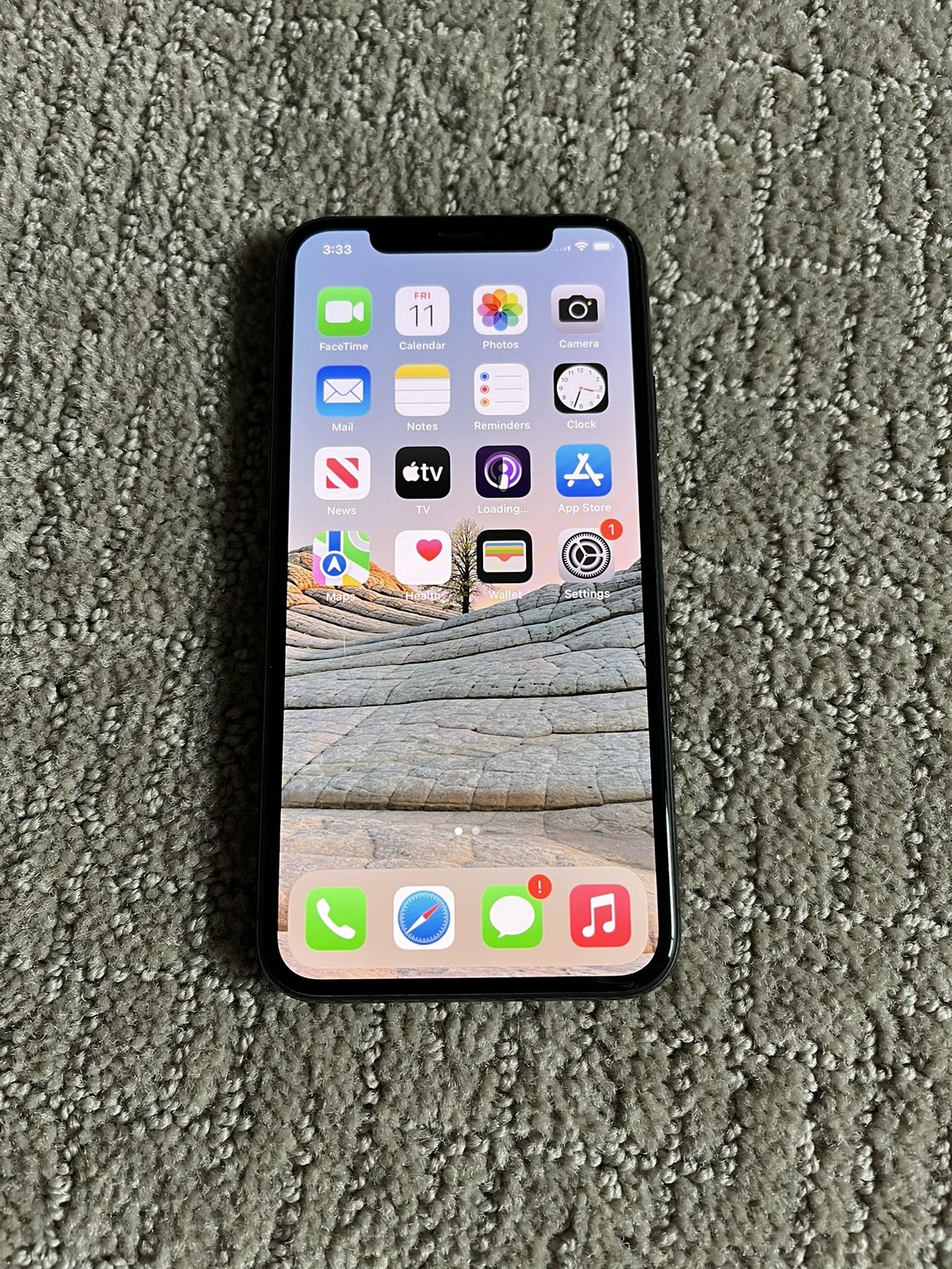 iPhone XS 256GB Factory Unlocked