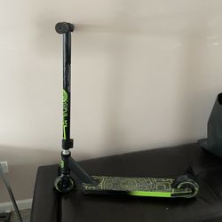 MADD Gear Scooter