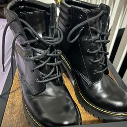 Dr. Martens heels boots Women’s size 8