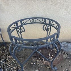 Dining Table And Chairs 