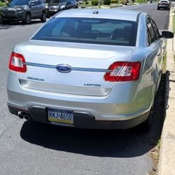 Trunk  2010 Ford Taurus