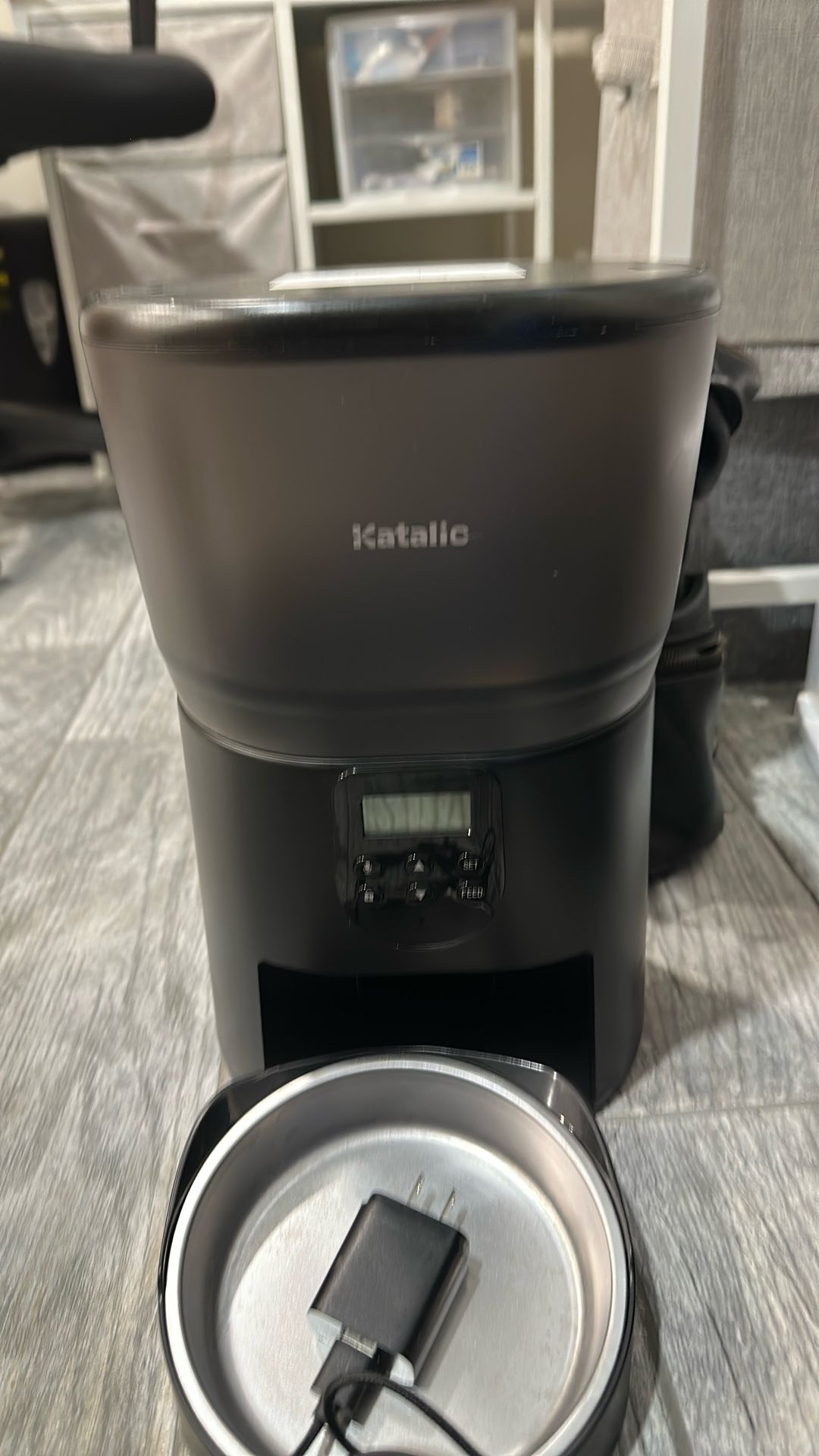 Pet Feeder