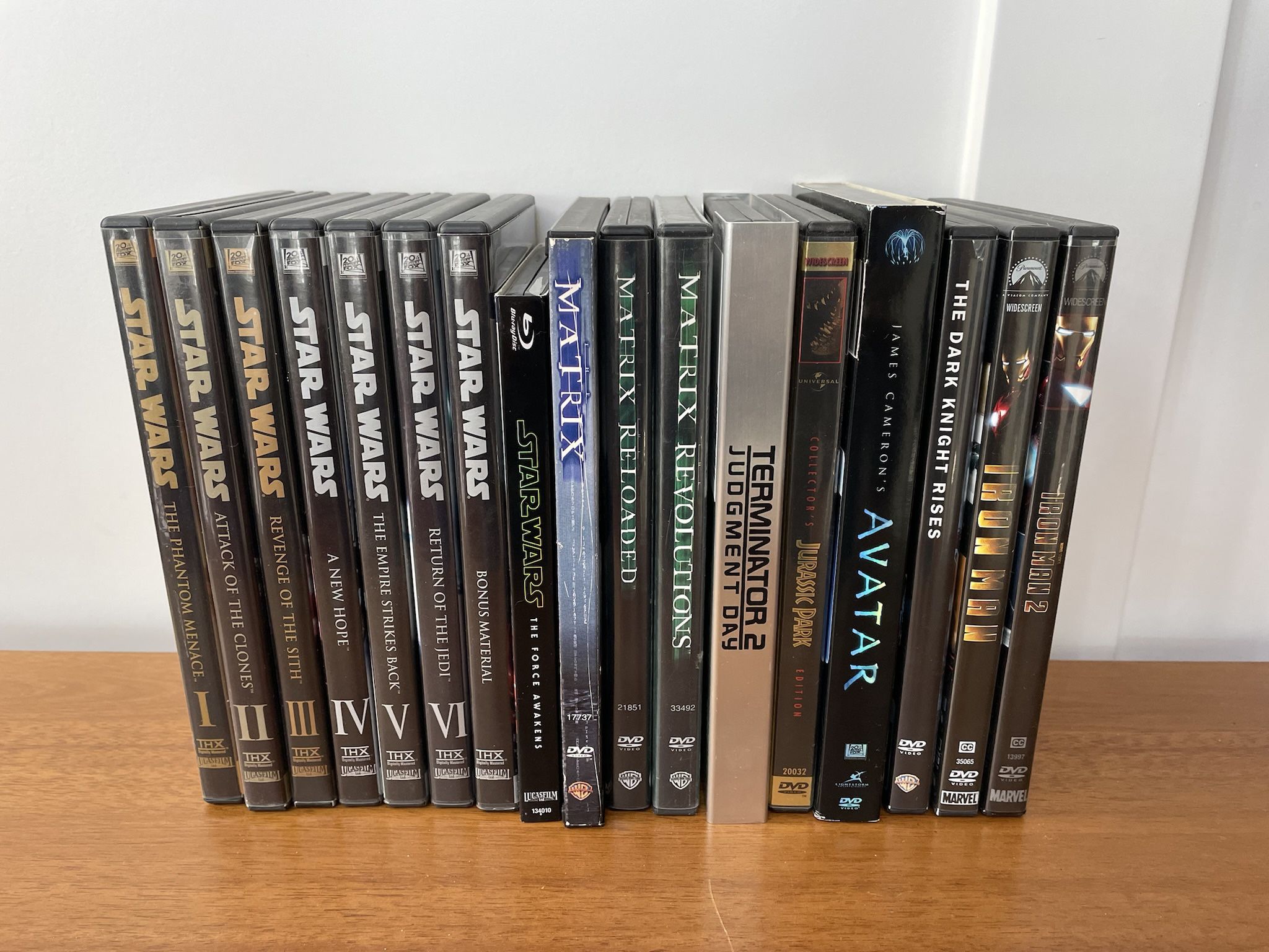 Star Wars, The Matrix, Indian Jones, The Hobbit, Science Fiction Lot of DVD Video Movies
