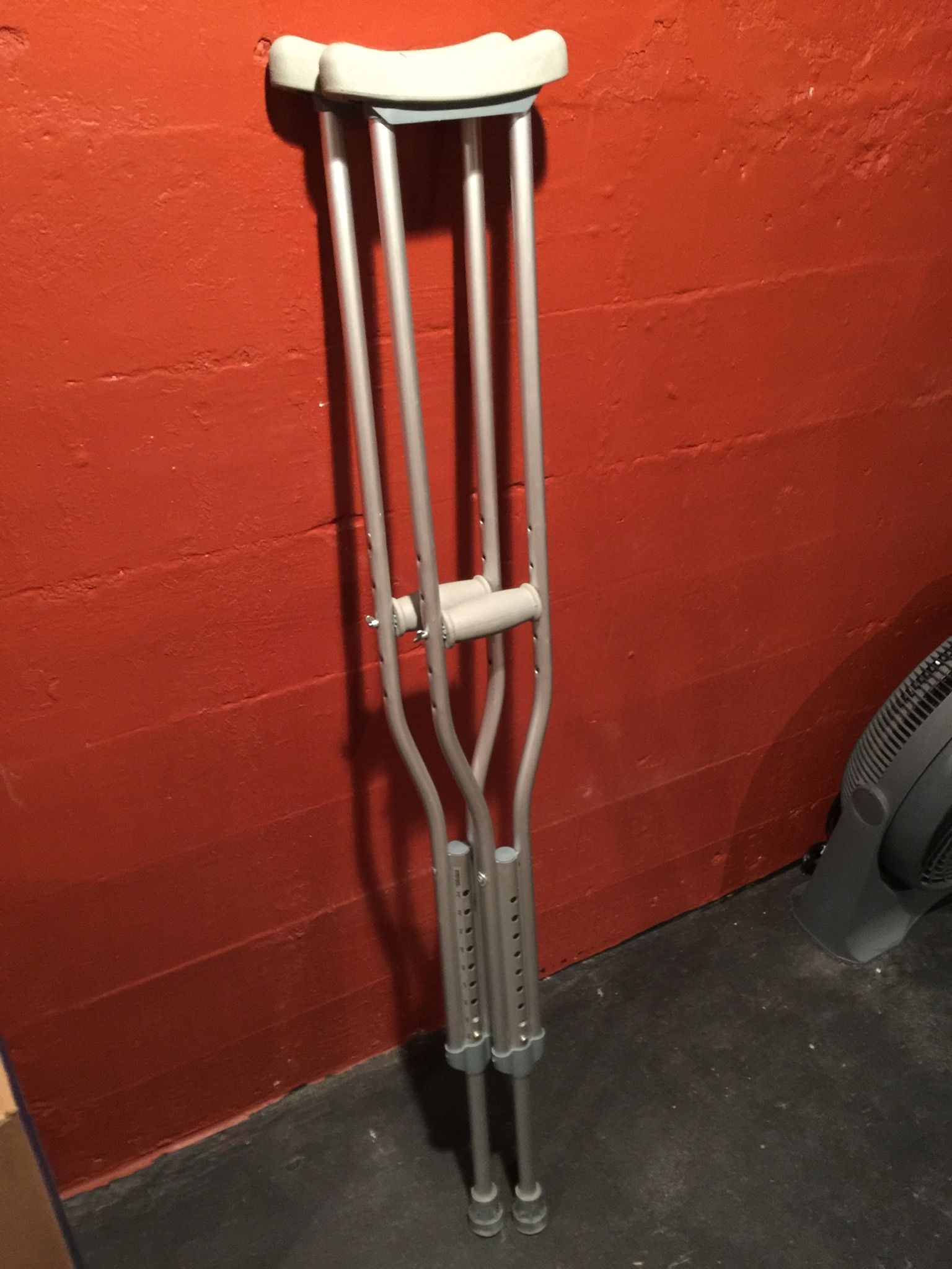 Aluminum Crutches